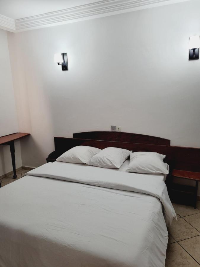 Hotel Altitel Bafoussam Exterior photo